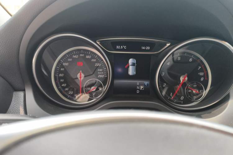Used Mercedes-Benz GLA 2019 GLA 200 Fashion Model Instrument Cluster