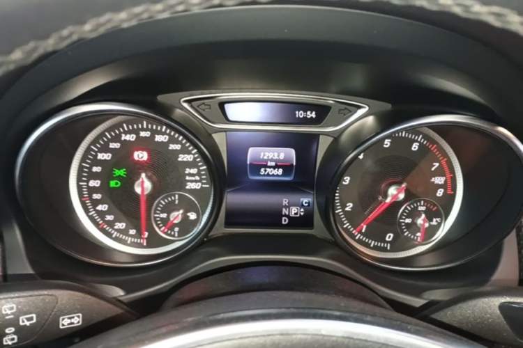 Used Mercedes-Benz GLA 2019 GLA 200 Dynamic Edition Instrument Cluster