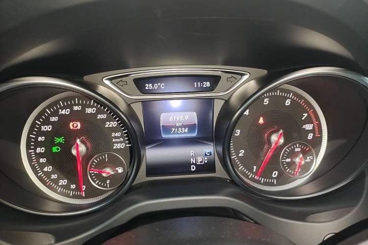 Used Mercedes-Benz GLA 2019 GLA 200 Fashion Model Instrument Cluster