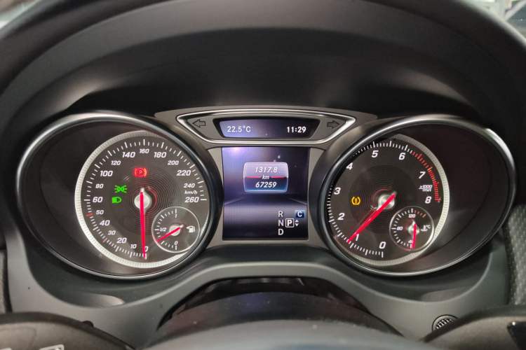 Used Mercedes-Benz GLA 2019 GLA 200 Dynamic Edition Instrument Cluster