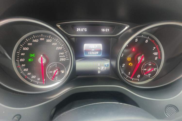 Used Mercedes-Benz GLA 2019 GLA 200 Dynamic Edition Instrument Cluster