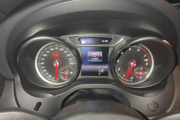 Used Mercedes-Benz GLA 2019 GLA 200 Fashion Model Instrument Cluster