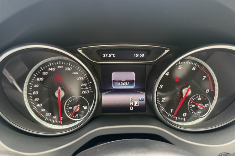 Used Mercedes-Benz GLA 2019 GLA 200 Fashion Model Interior 8