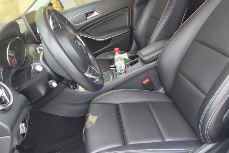 Used Mercedes-Benz GLA 2019 GLA 200 Fashion Model Left Front Seat