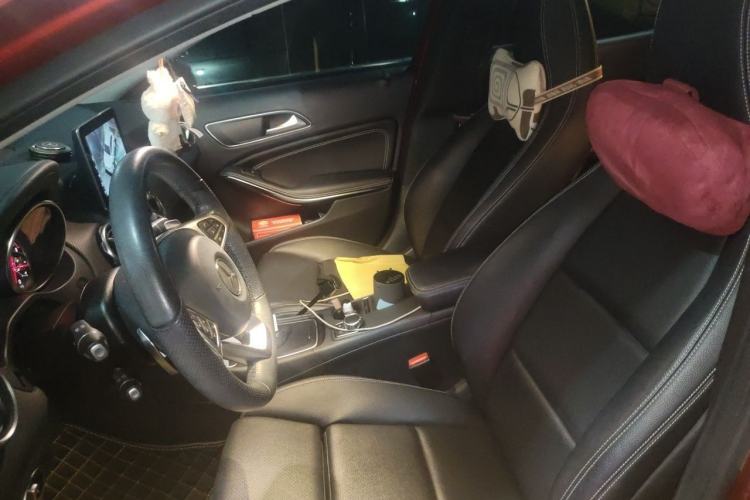 Used Mercedes-Benz GLA 2019 GLA 200 Fashion Model Left Front Seat