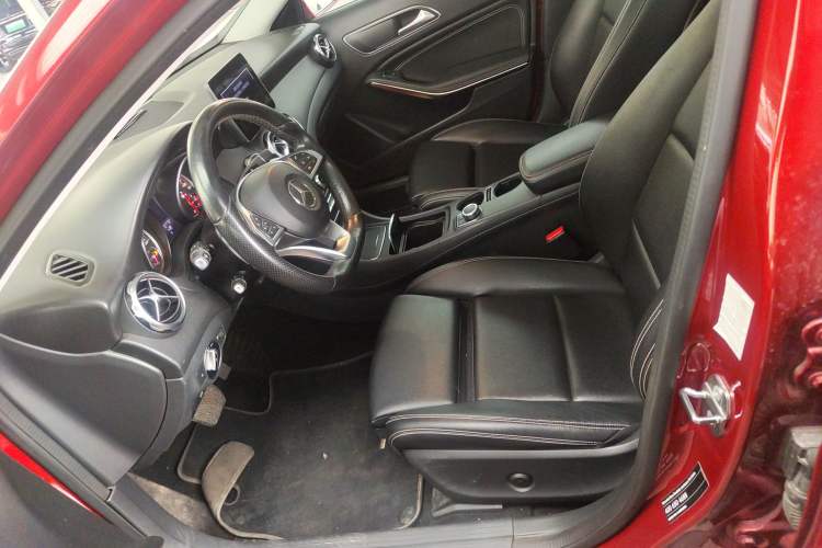 Used Mercedes-Benz GLA 2019 GLA 200 Dynamic Edition Left Front Seat