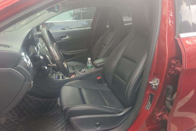 Used Mercedes-Benz GLA 2019 GLA 200 Dynamic Edition Left Front Seat