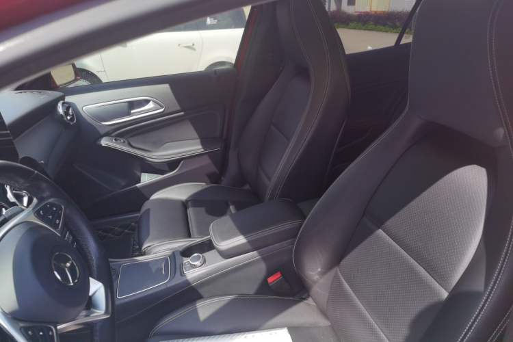 Used Mercedes-Benz GLA 2019 GLA 200 Dynamic Edition Left Front Seat