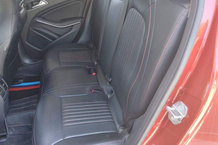 Used Mercedes-Benz GLA 2019 GLA 200 Dynamic Edition Left Rear Seat