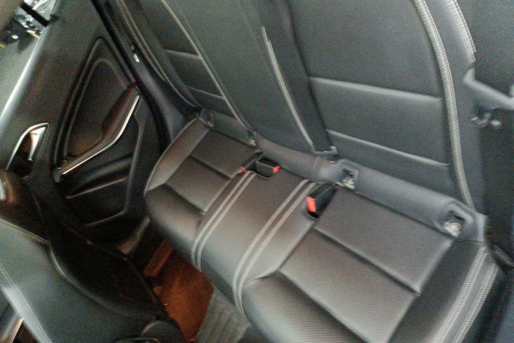Used Mercedes-Benz GLA 2019 GLA 200 Fashion Model Left Rear Seat