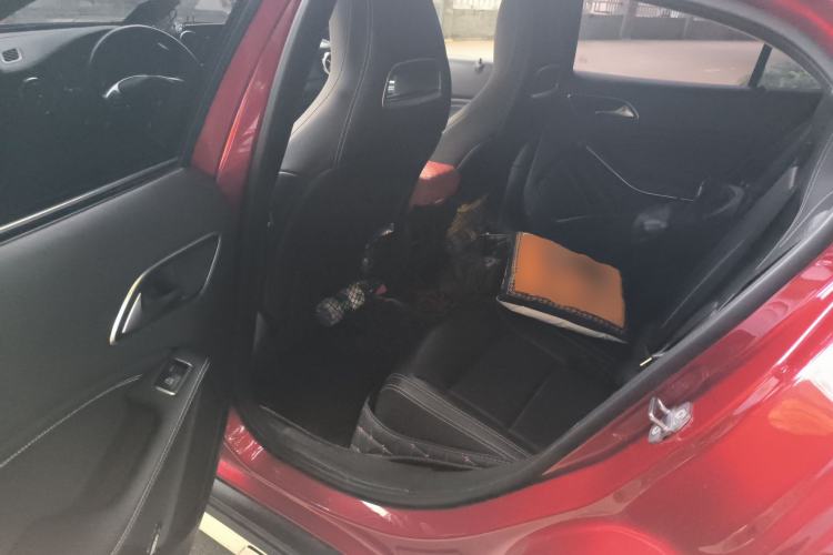 Used Mercedes-Benz GLA 2019 GLA 200 Fashion Model Left Rear Seat