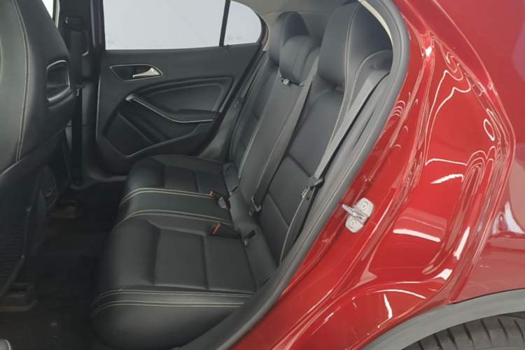 Used Mercedes-Benz GLA 2019 GLA 200 Dynamic Edition Left Rear Seat