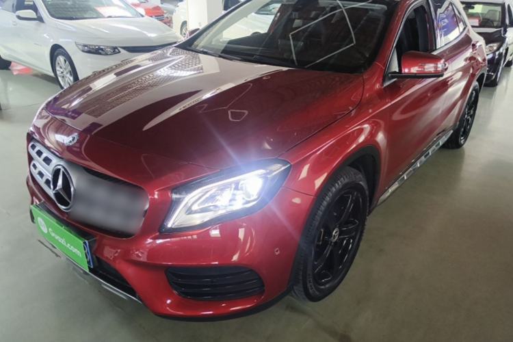 Used Mercedes-Benz GLA 2019 GLA 200 Fashion Model Guazi used car, China used car export, Used car for sale, Used Mercedes-Benz cars, Cheapest cars for sale