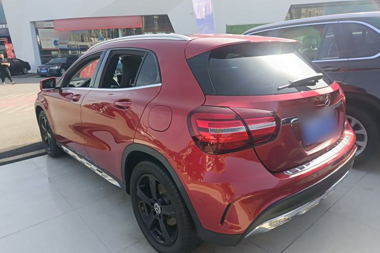 Used Mercedes-Benz GLA 2019 GLA 200 Fashion Model Rear Left 45 Deg