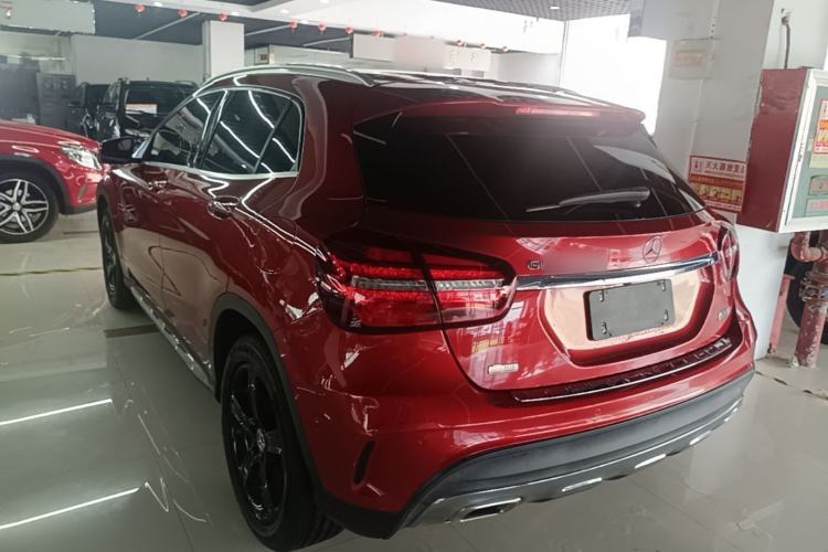 Used Mercedes-Benz GLA 2019 GLA 200 Fashion Model Rear Left 45 Deg