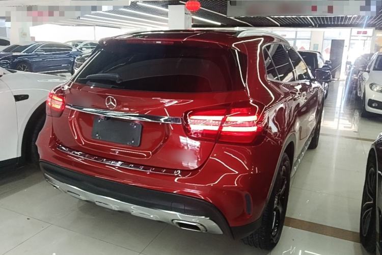 Used Mercedes-Benz GLA 2019 GLA 200 Fashion Model Rear Right 45 Deg