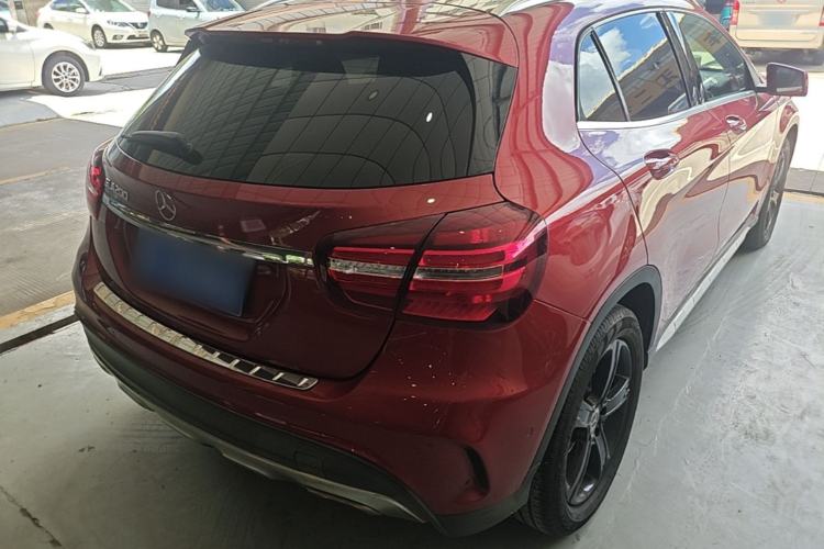 Used Mercedes-Benz GLA 2019 GLA 200 Fashion Model Rear Right 45 Deg