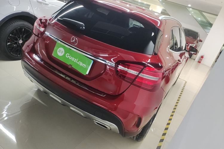 Used Mercedes-Benz GLA 2019 GLA 200 Fashion Model Rear Right 45 Deg