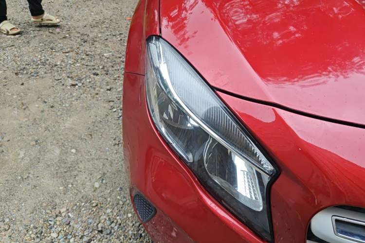Used Mercedes-Benz GLA 2019 GLA 200 Dynamic Edition Right Front Headlight