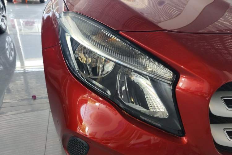 Used Mercedes-Benz GLA 2019 GLA 200 Dynamic Edition Right Front Headlight