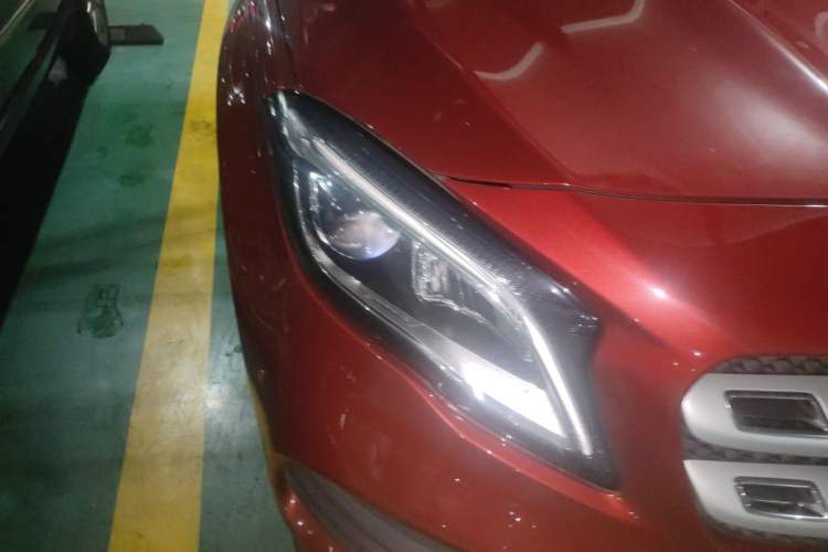 Used Mercedes-Benz GLA 2019 GLA 200 Fashion Model Right Front Headlight