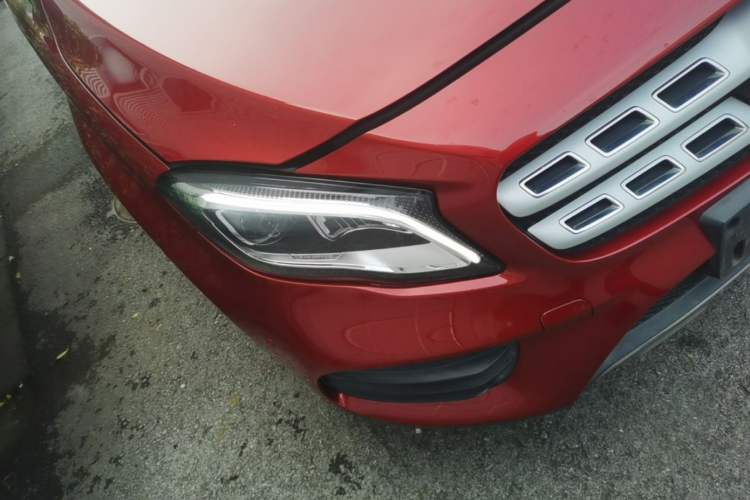 Used Mercedes-Benz GLA 2019 GLA 200 Fashion Model Right Front Headlight