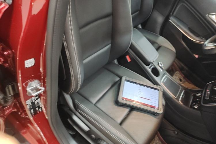 Used Mercedes-Benz GLA 2019 GLA 200 Fashion Model Right Front Seat