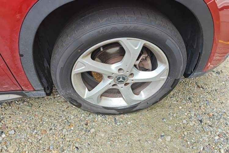 Used Mercedes-Benz GLA 2019 GLA 200 Dynamic Edition Right Front Wheel Hub