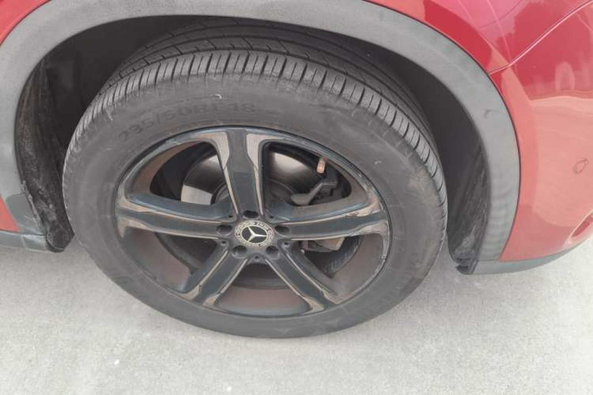Used Mercedes-Benz GLA 2019 GLA 200 Fashion Model Right Front Wheel Hub