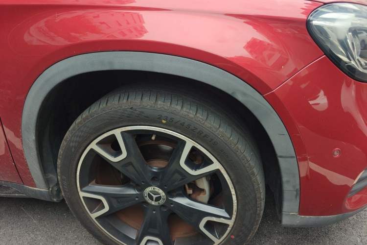Used Mercedes-Benz GLA 2019 GLA 220 4MATIC Sport Edition Right Front Wheel Hub