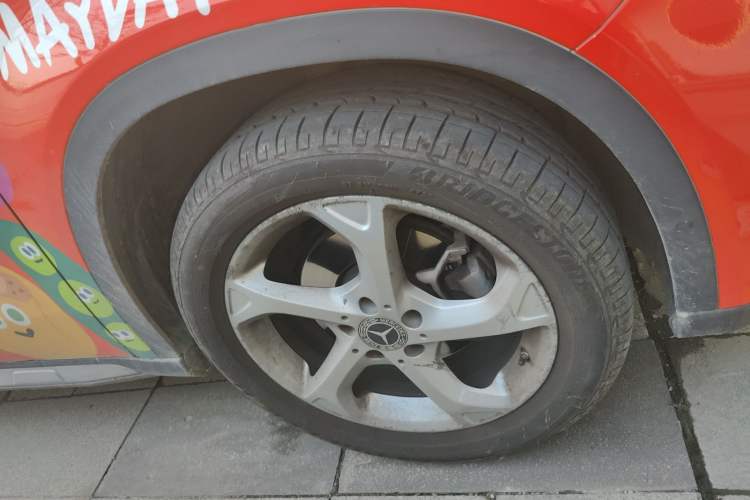 Used Mercedes-Benz GLA 2019 GLA 200 Dynamic Edition Right Front Wheel Hub