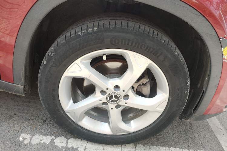 Used Mercedes-Benz GLA 2019 GLA 200 Dynamic Edition Right Front Wheel Hub