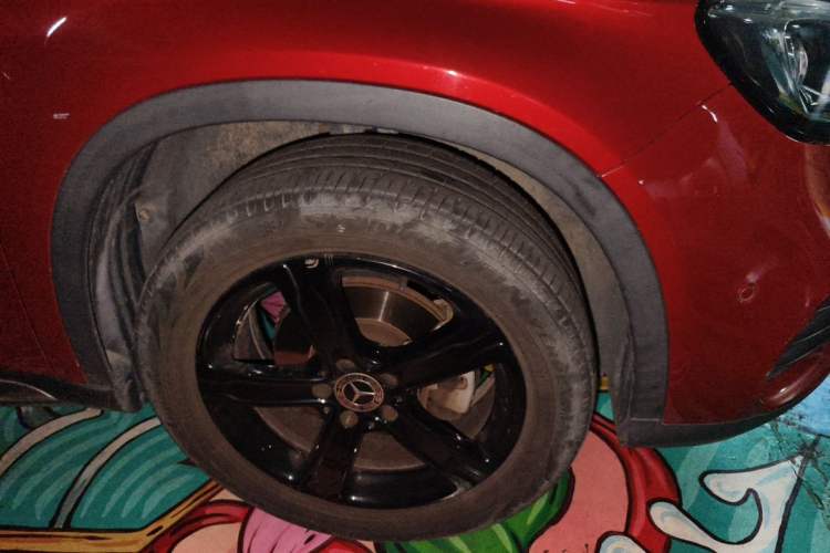 Used Mercedes-Benz GLA 2019 GLA 200 Fashion Model Right Front Wheel Hub