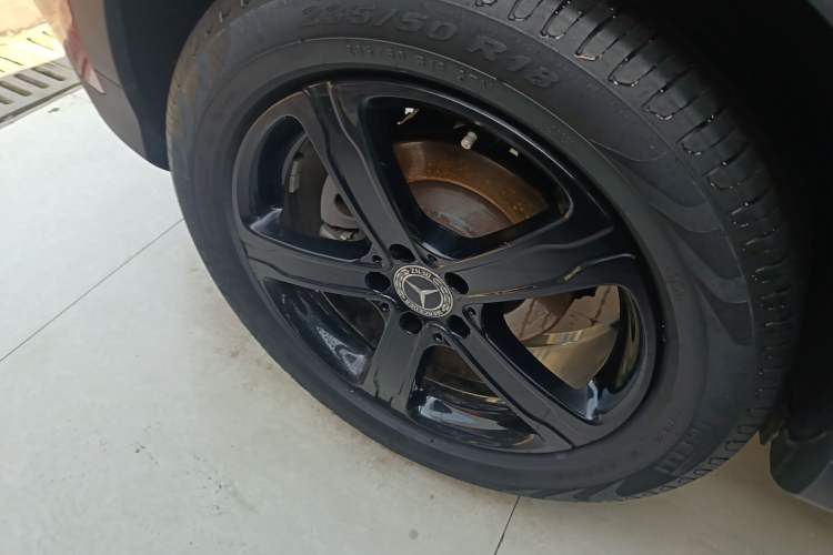 Used Mercedes-Benz GLA 2019 GLA 200 Fashion Model Right Rear Wheel Hub