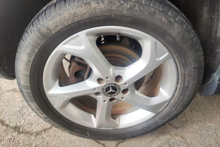 Used Mercedes-Benz GLA 2019 GLA 200 Dynamic Edition Right Rear Wheel Hub