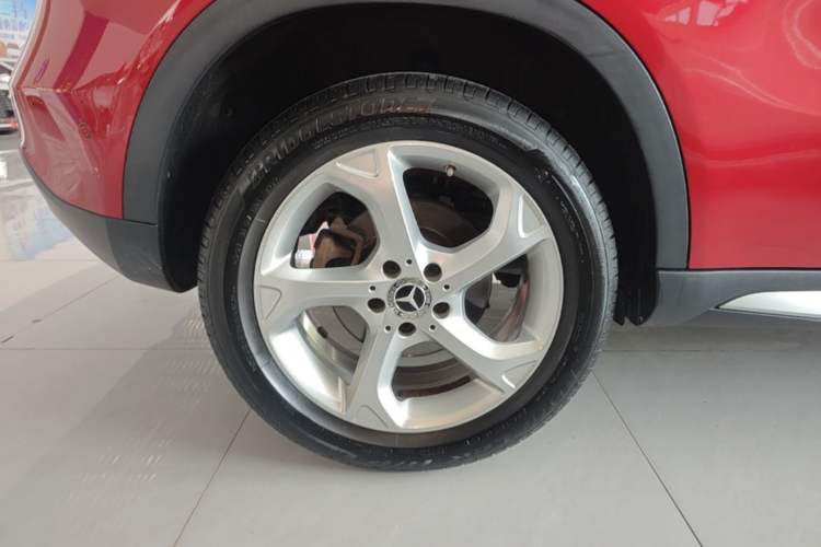 Used Mercedes-Benz GLA 2019 GLA 200 Dynamic Edition Right Rear Wheel Hub
