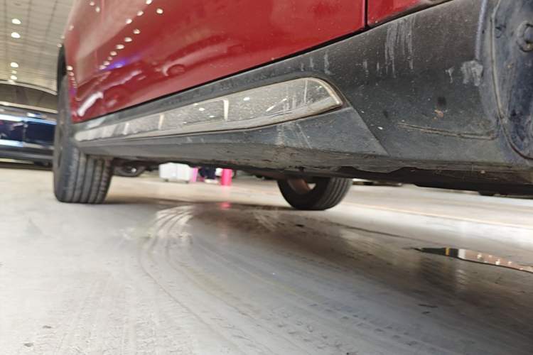 Used Mercedes-Benz GLA 2019 GLA 200 Fashion Model Right Side Sill
