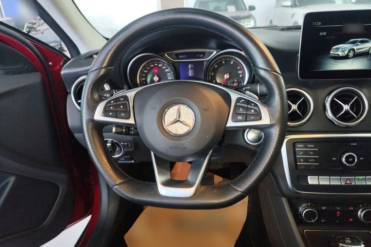 Used Mercedes-Benz GLA 2019 GLA 200 Dynamic Edition Steering Wheel