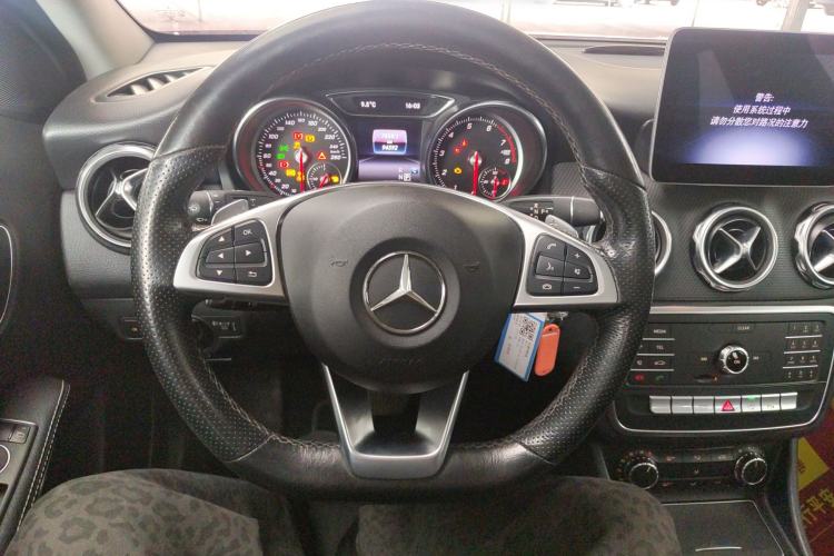 Used Mercedes-Benz GLA 2019 GLA 200 Dynamic Edition Steering Wheel