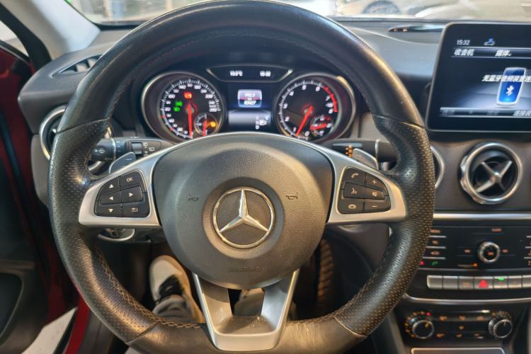 Used Mercedes-Benz GLA 2019 GLA 200 Dynamic Edition Steering Wheel