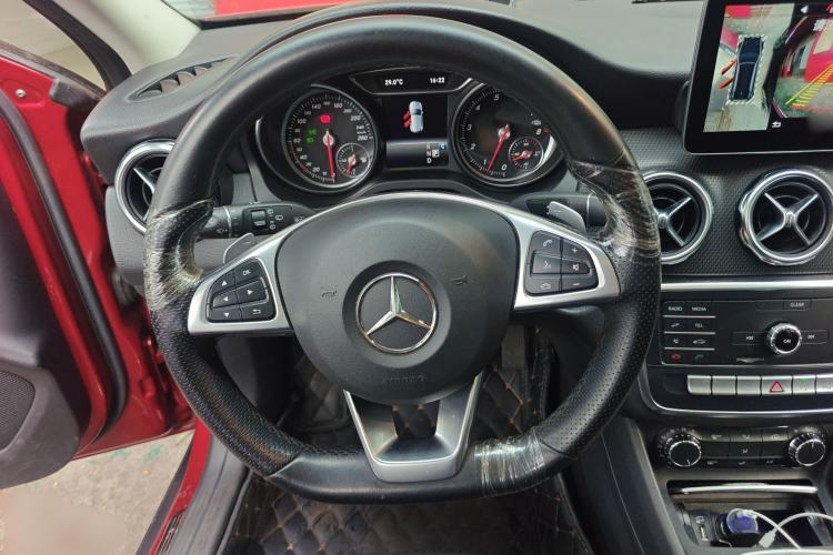 Used Mercedes-Benz GLA 2019 GLA 200 Dynamic Edition Steering Wheel