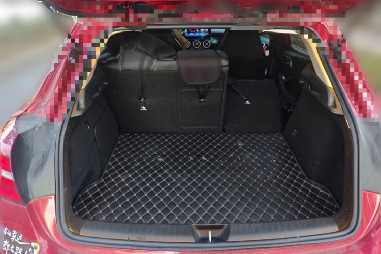 Used Mercedes-Benz GLA 2019 GLA 200 Fashion Model Trunk
