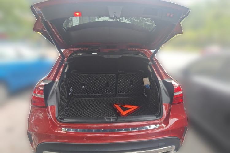 Used Mercedes-Benz GLA 2019 GLA 200 Fashion Model Trunk