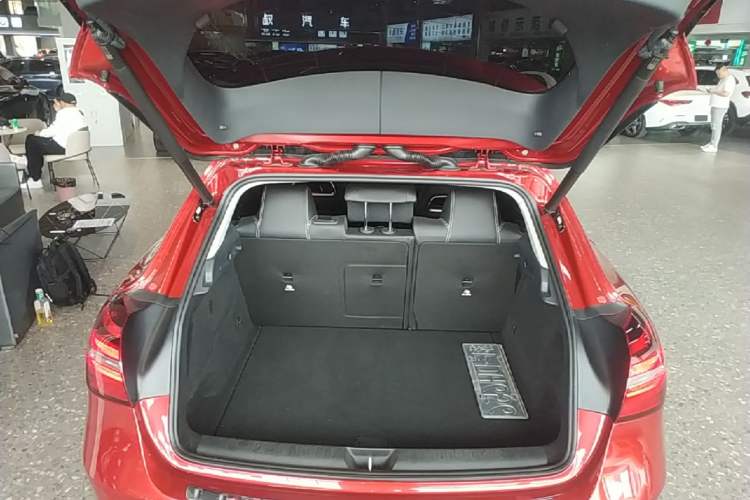 Used Mercedes-Benz GLA 2019 GLA 200 Dynamic Edition Trunk