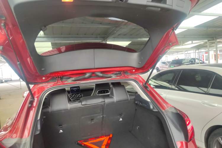 Used Mercedes-Benz GLA 2019 GLA 200 Dynamic Edition Trunk