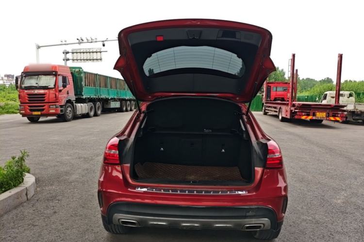 Used Mercedes-Benz GLA 2019 GLA 200 Fashion Model Trunk