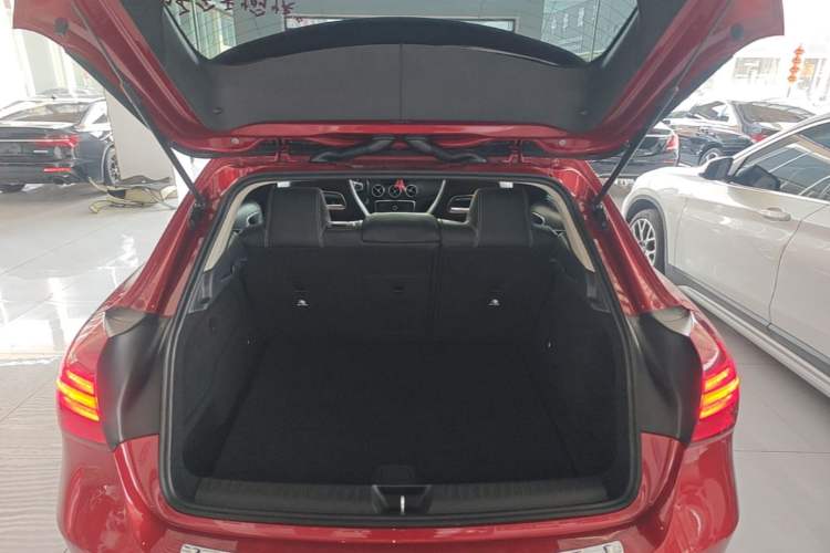 Used Mercedes-Benz GLA 2019 GLA 200 Dynamic Edition Trunk