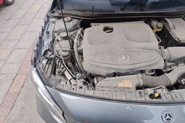 Used Mercedes-Benz GLA 2019 GLA 200 Dynamic Edition Engine Bay Right