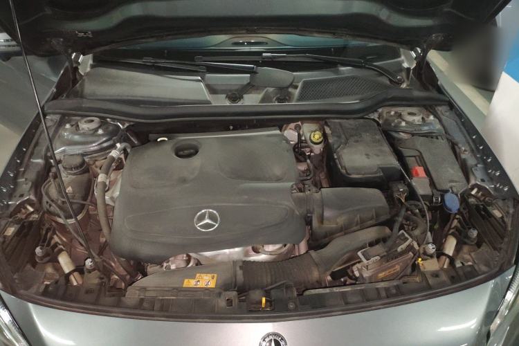 Used Mercedes-Benz GLA 2019 GLA 200 Fashion Model Engine Bay
