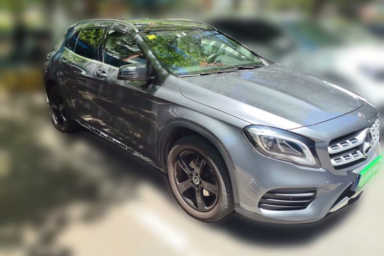 Used Mercedes-Benz GLA 2019 GLA 200 Fashion Model Front Right 45 Deg